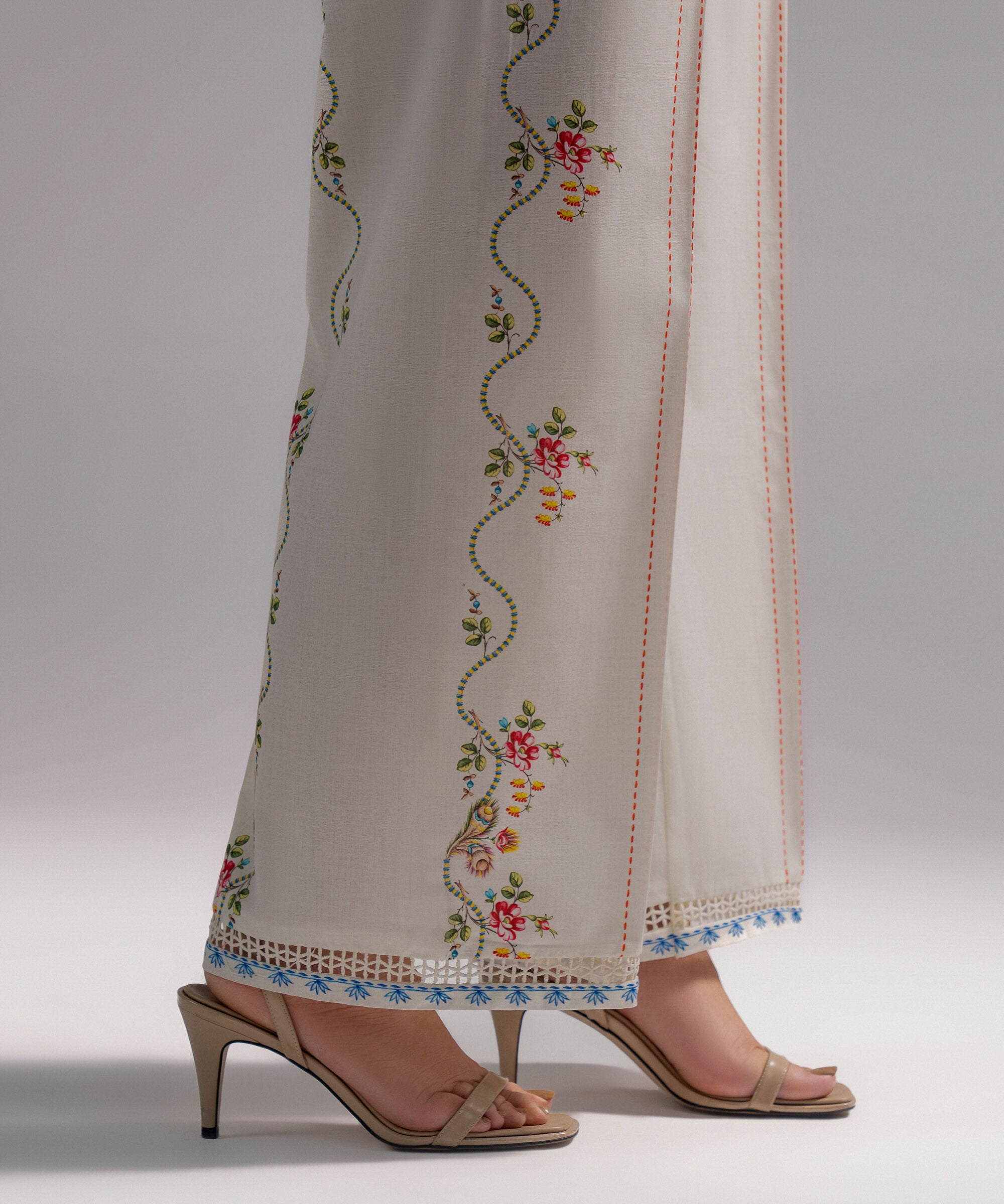 Women's RTW Cambric Printed White Culottes