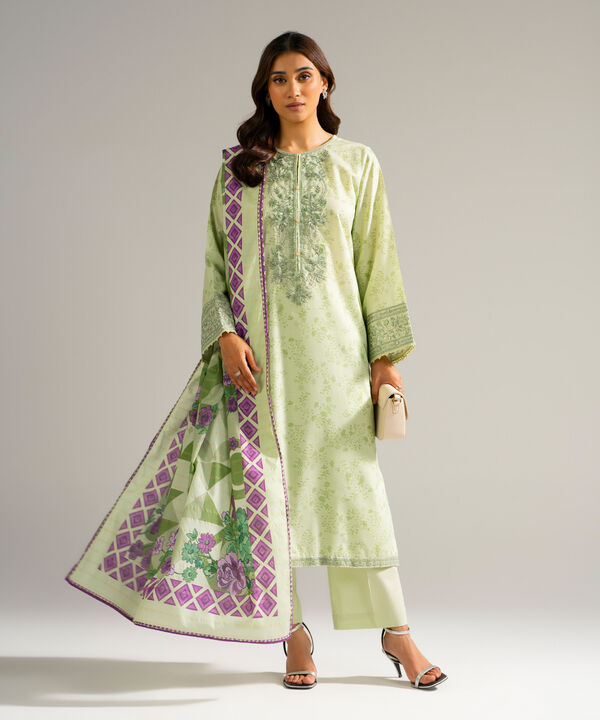 3 Piece - Embroidered Zari Lawn Suit