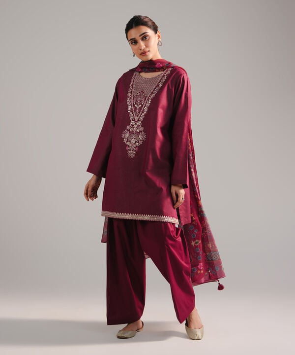 3 Piece - Embroidered Zari Lawn Suit