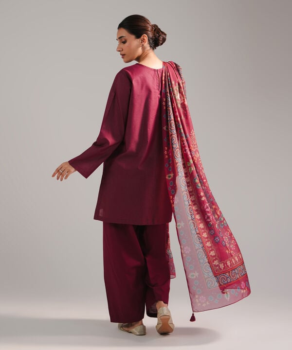 3 Piece - Embroidered Zari Lawn Suit