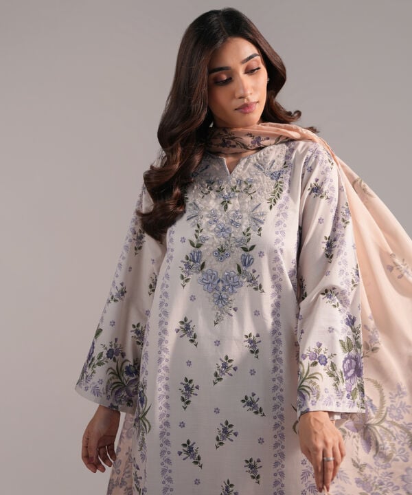 3 Piece - Embroidered Lawn Suit