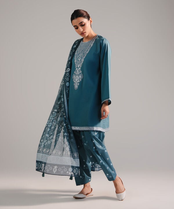 3 Piece - Embroidered Lawn Suit