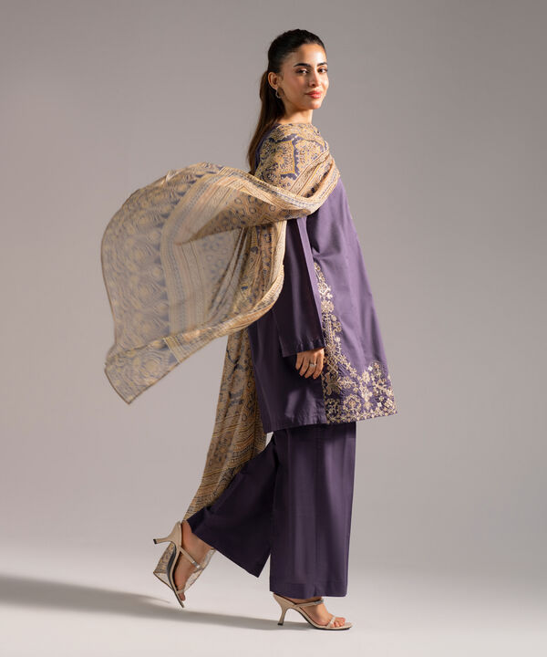 3 Piece - Embroidered Lawn Suit