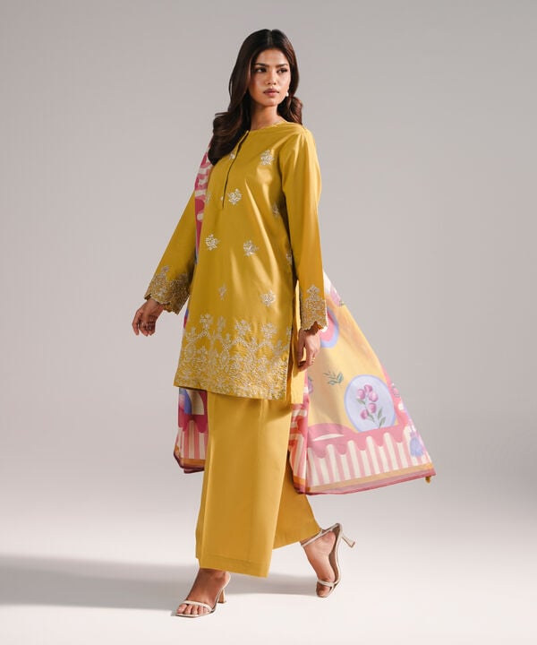 3 Piece - Embroidered Lawn Suit
