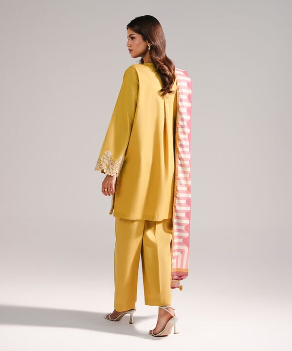 3 Piece - Embroidered Lawn Suit