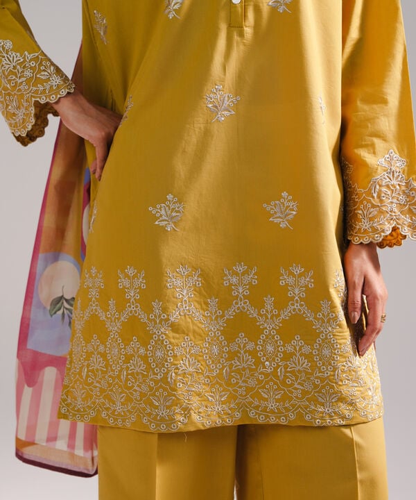 3 Piece - Embroidered Lawn Suit