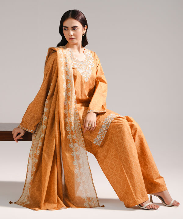 3 Piece - Embroidered Lawn Suit