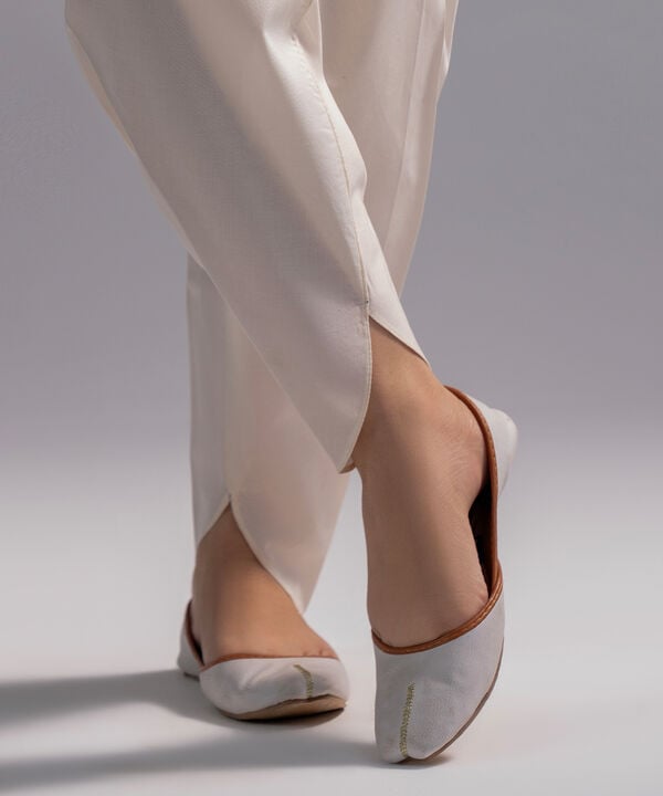 Solid Cambric Tulip Shalwar