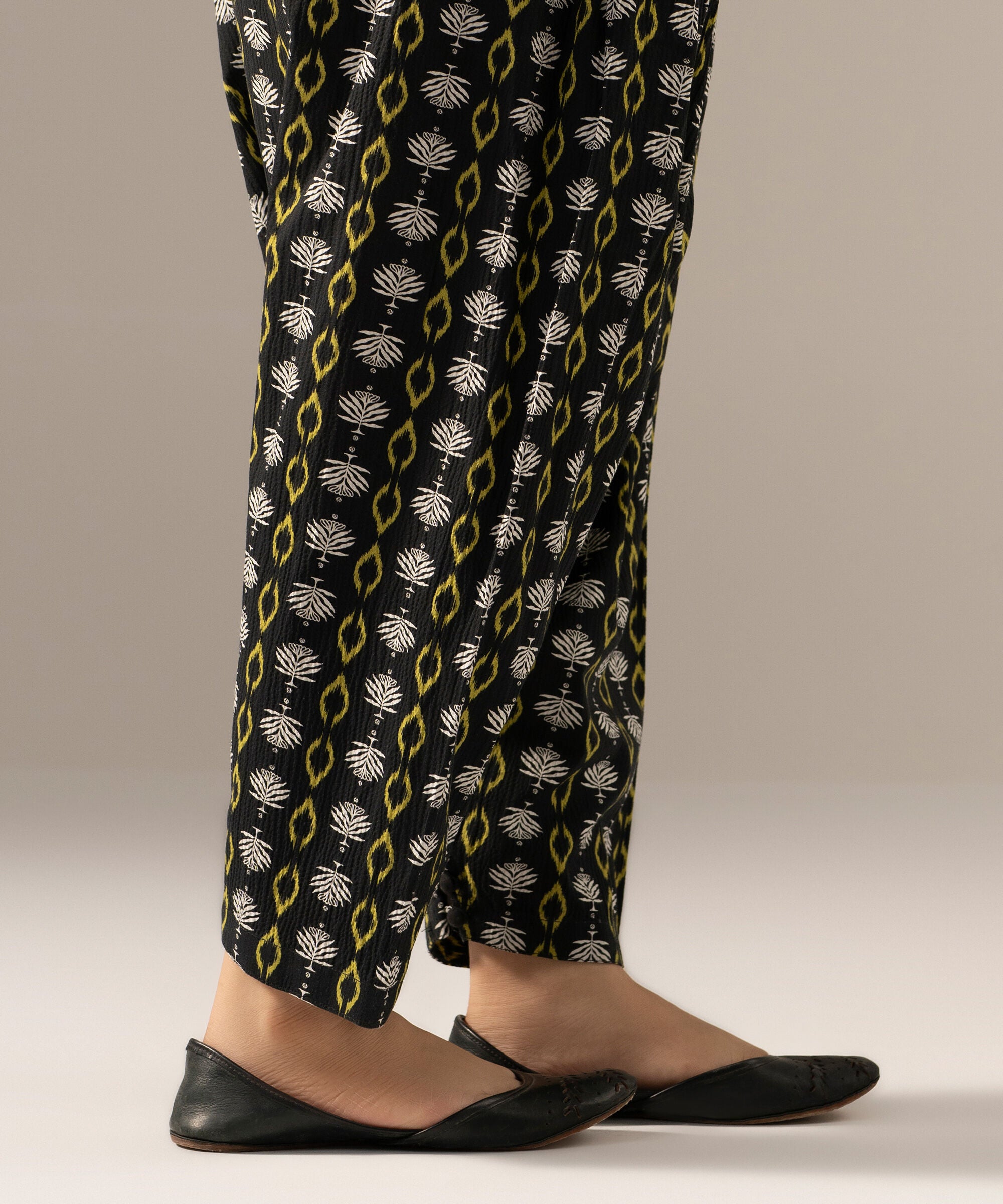 Printed Seersucker Shalwar PRW26CTV702T
