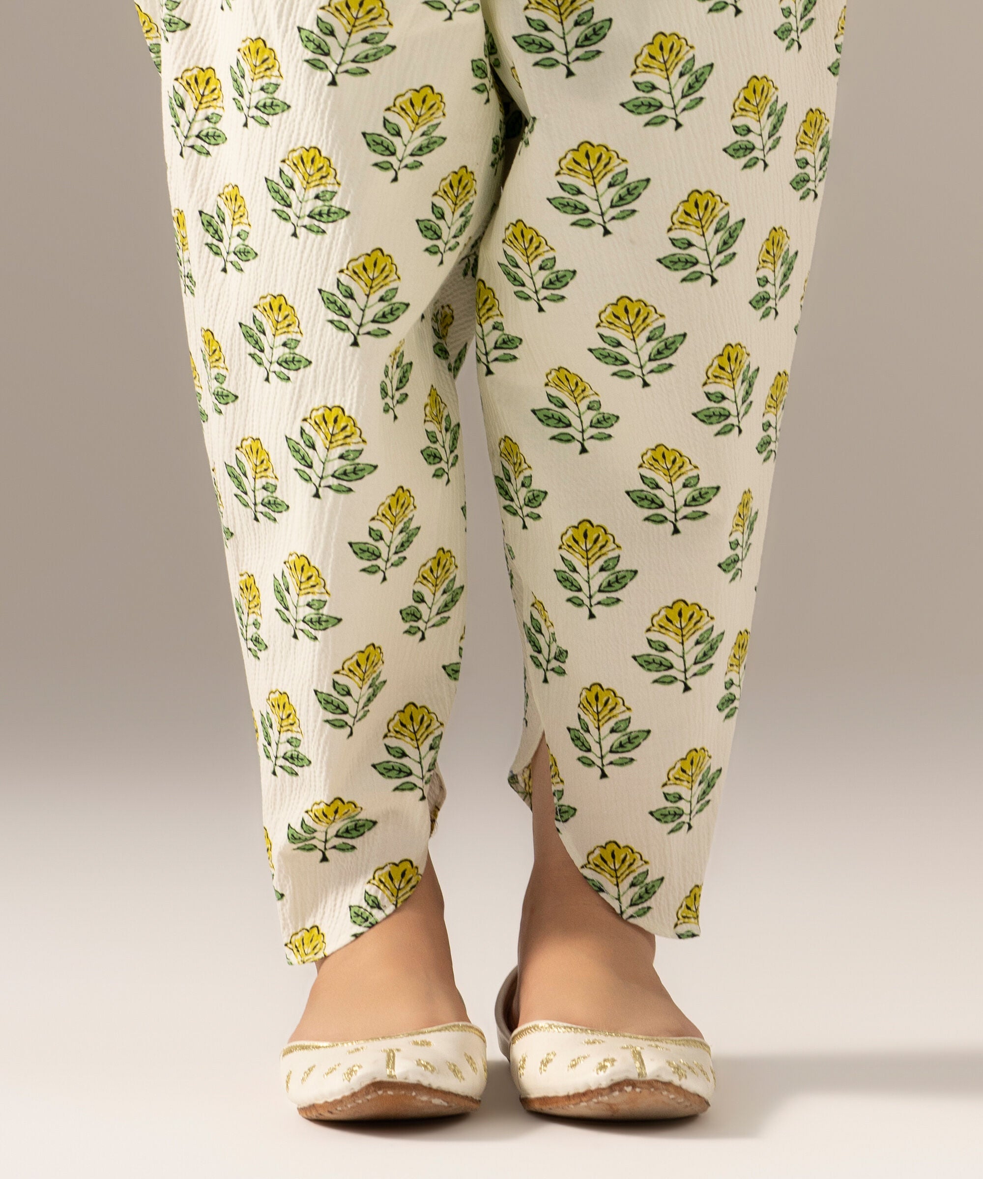 Printed Seersucker Tulip Shalwar PRW26CTV703T