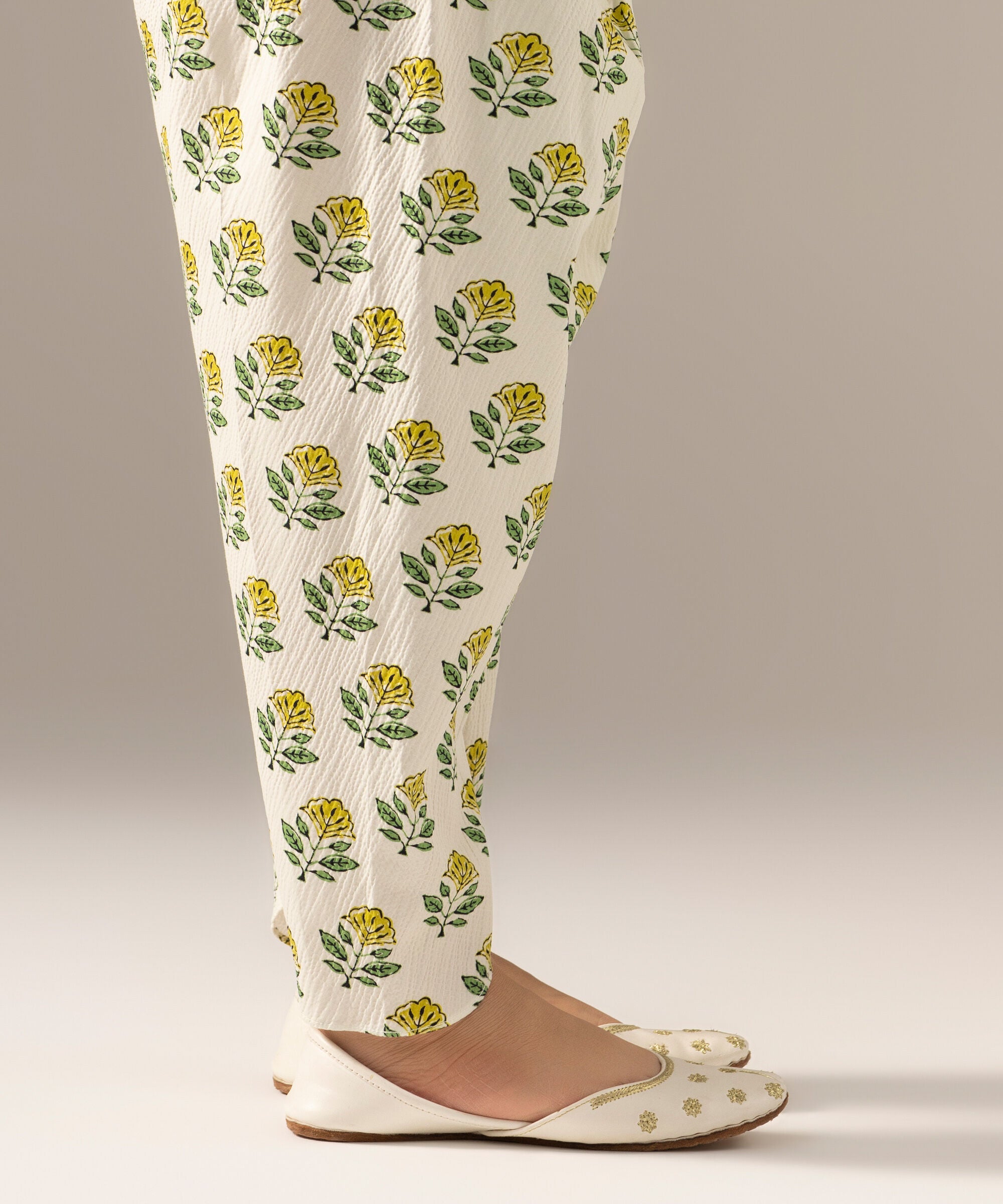 Printed Seersucker Tulip Shalwar PRW26CTV703T