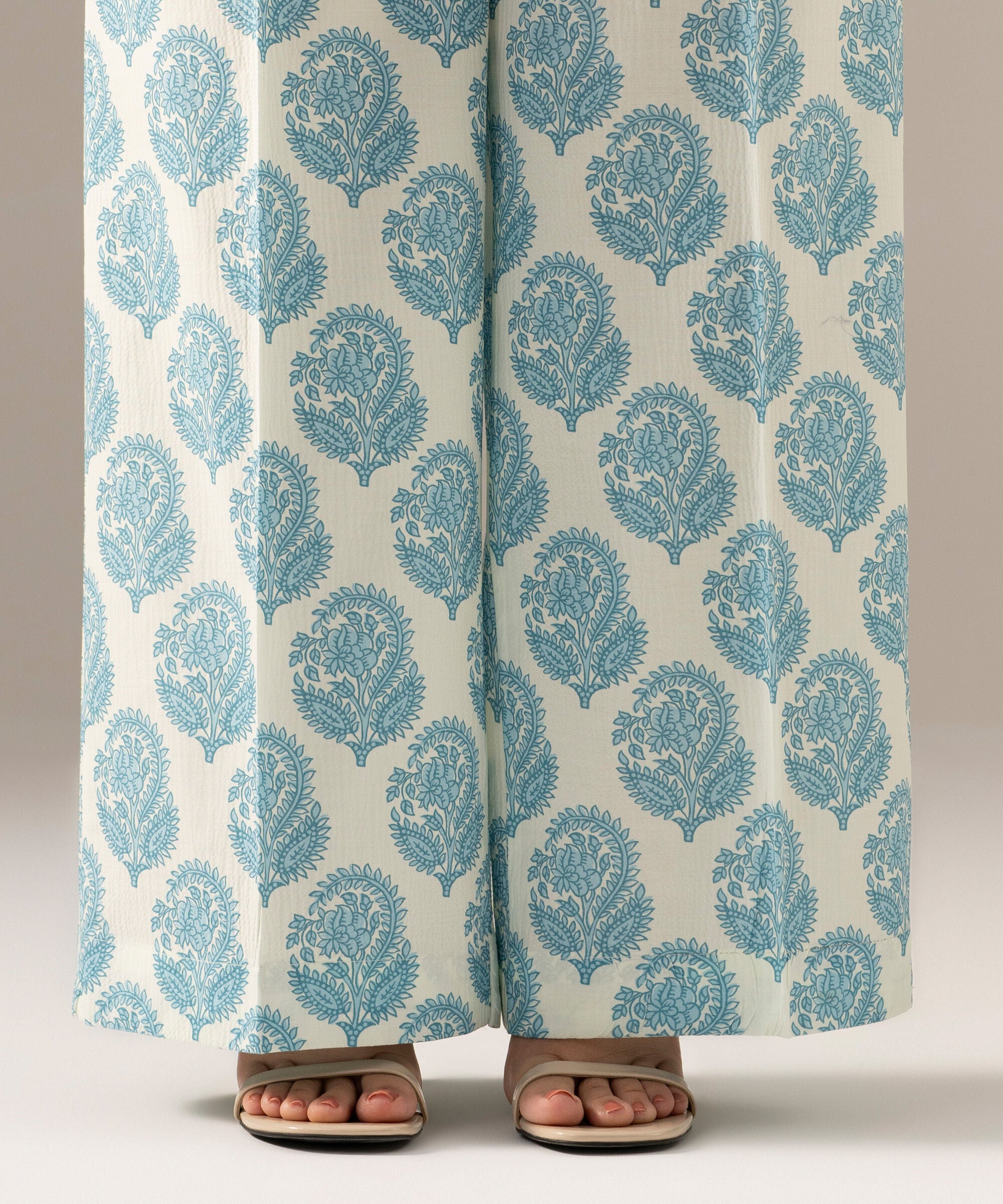 Printed Seersucker Flared Pants PRW26CTV704T
