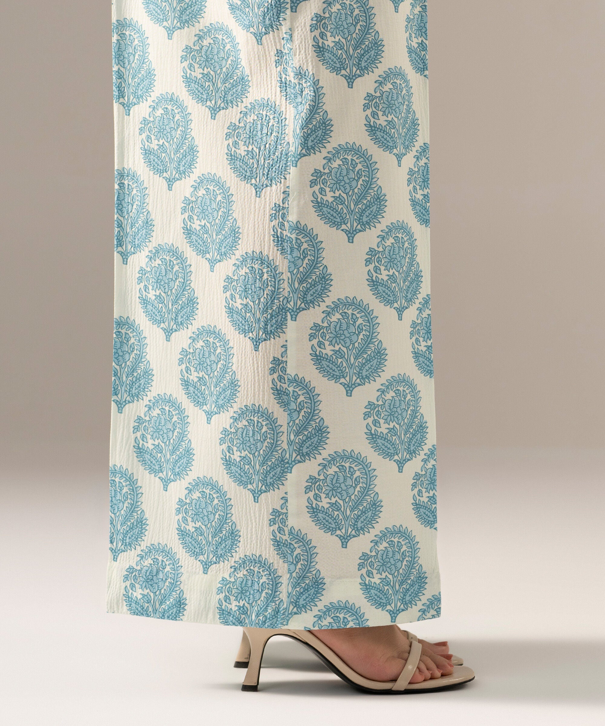 Printed Seersucker Flared Pants PRW26CTV704T