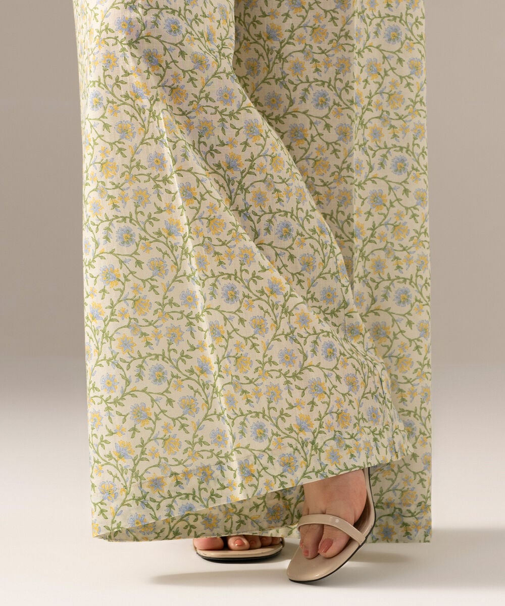 Printed Crosshatch Flared Pants PRW26CWMV92T