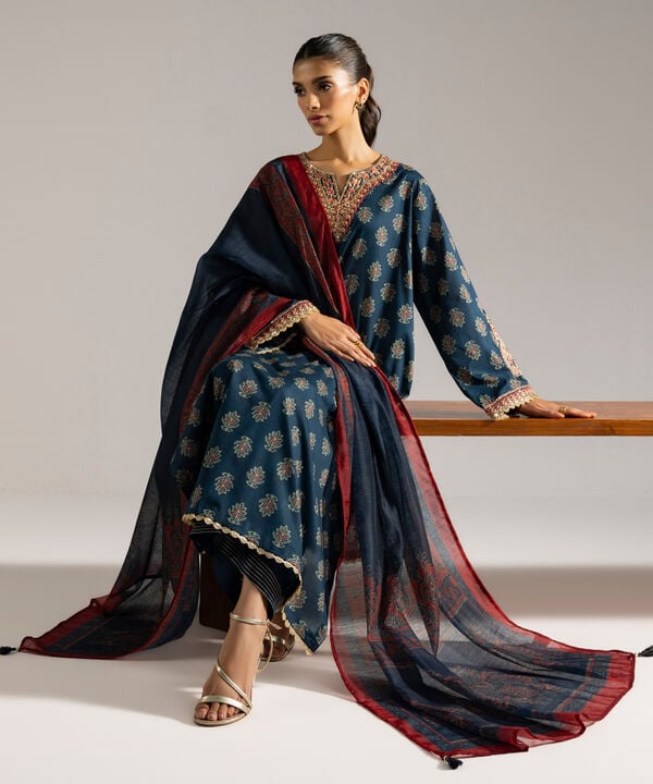 3 Piece - Embroidered Lawn Suit