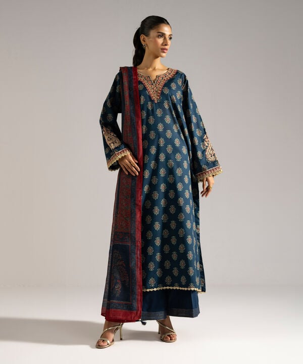 3 Piece - Embroidered Lawn Suit