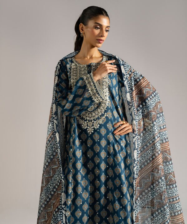 3 Piece - Embroidered Lawn Suit