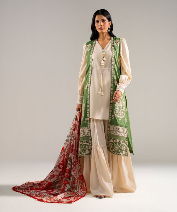 3 Piece - Embroidered Jacquard Suit