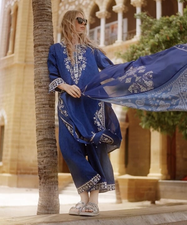 3 Piece - Embroidered Jacquard Suit