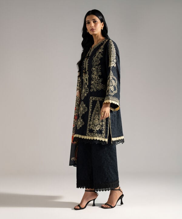 3 Piece - Embroidered Jacquard Suit