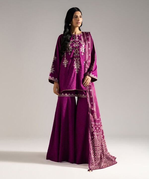3 Piece - Embroidered Jacquard Suit