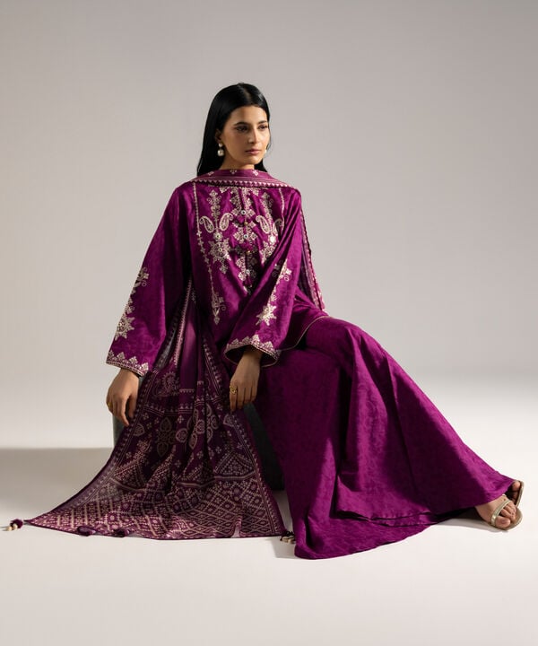3 Piece - Embroidered Jacquard Suit
