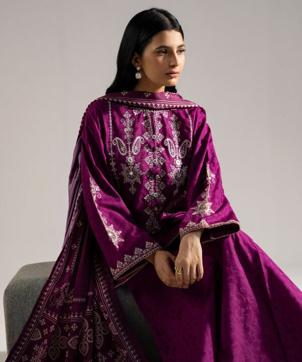 3 Piece - Embroidered Jacquard Suit