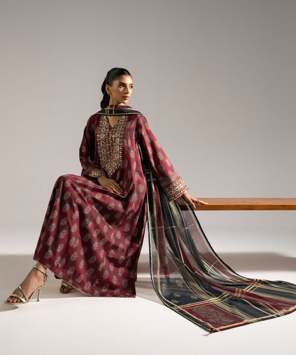 3 Piece - Embroidered Lawn Suit