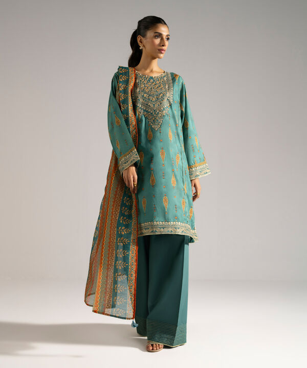 3 Piece - Embroidered Lawn Suit