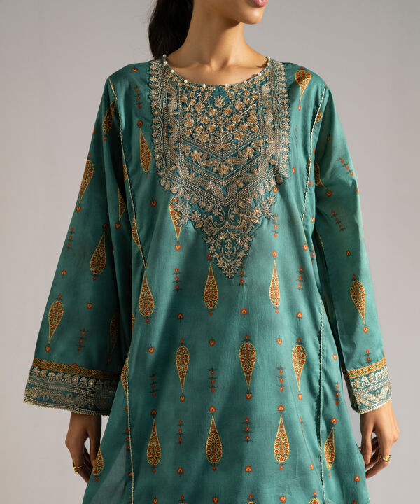 3 Piece - Embroidered Lawn Suit