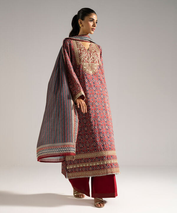 3 Piece - Embroidered Lawn Suit