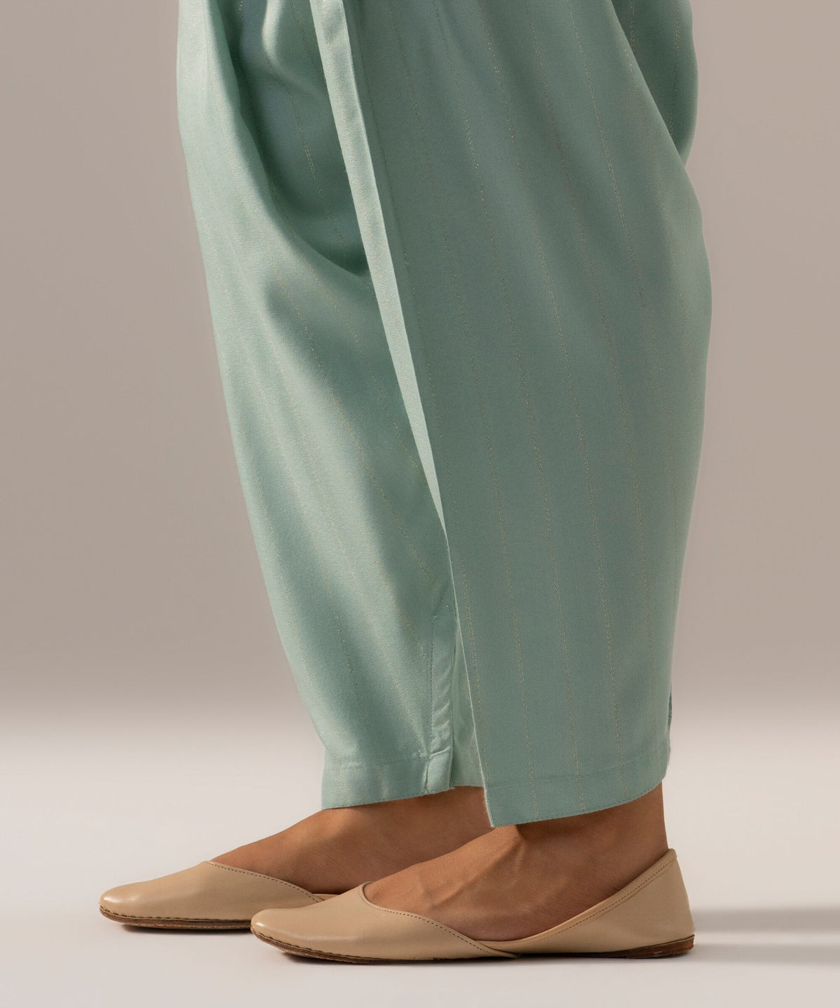 Solid Crepe Skinny Shalwar PRW26SMV923T