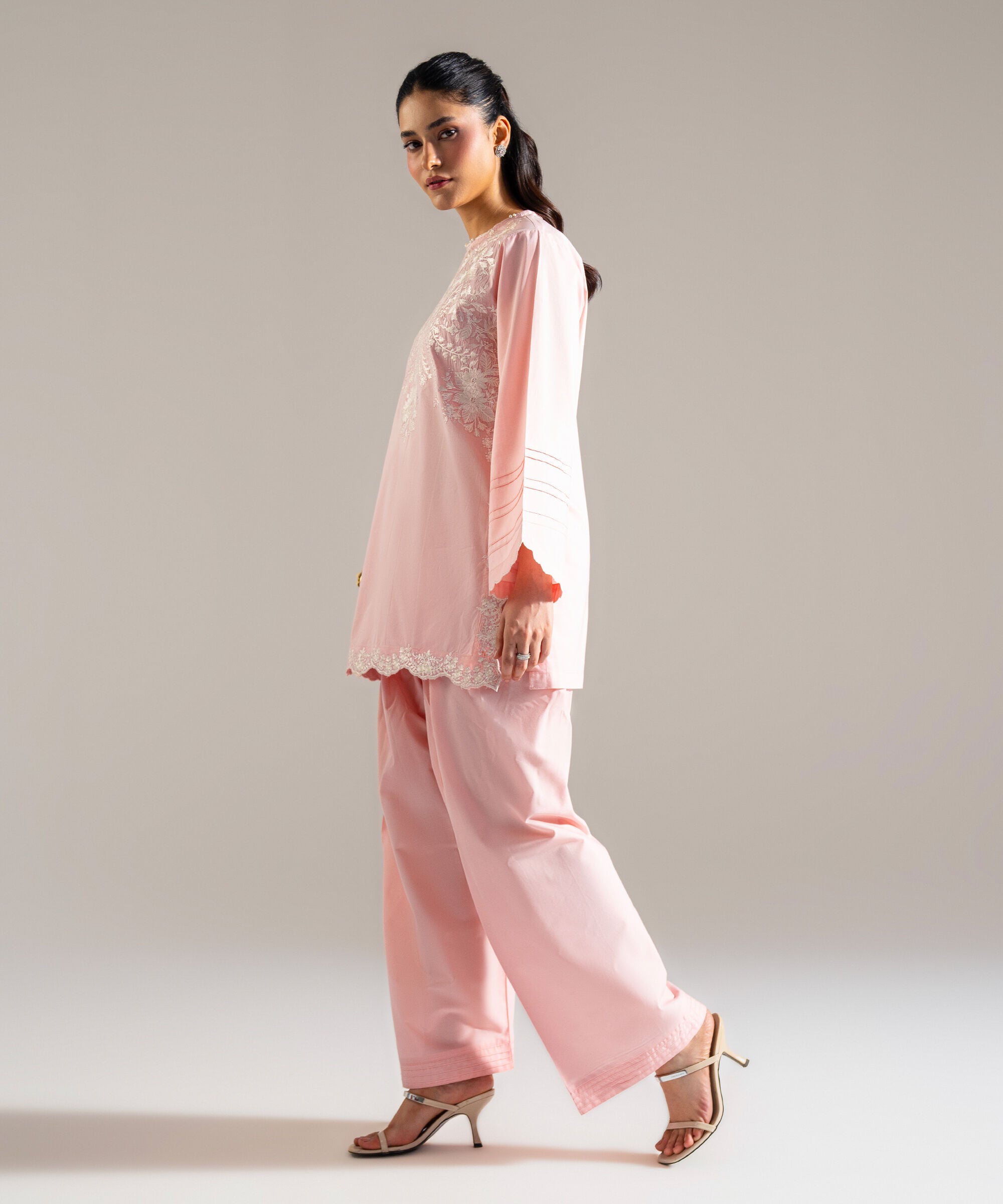 2 Piece - Embroidered Lawn Suit PRW26SSTV918