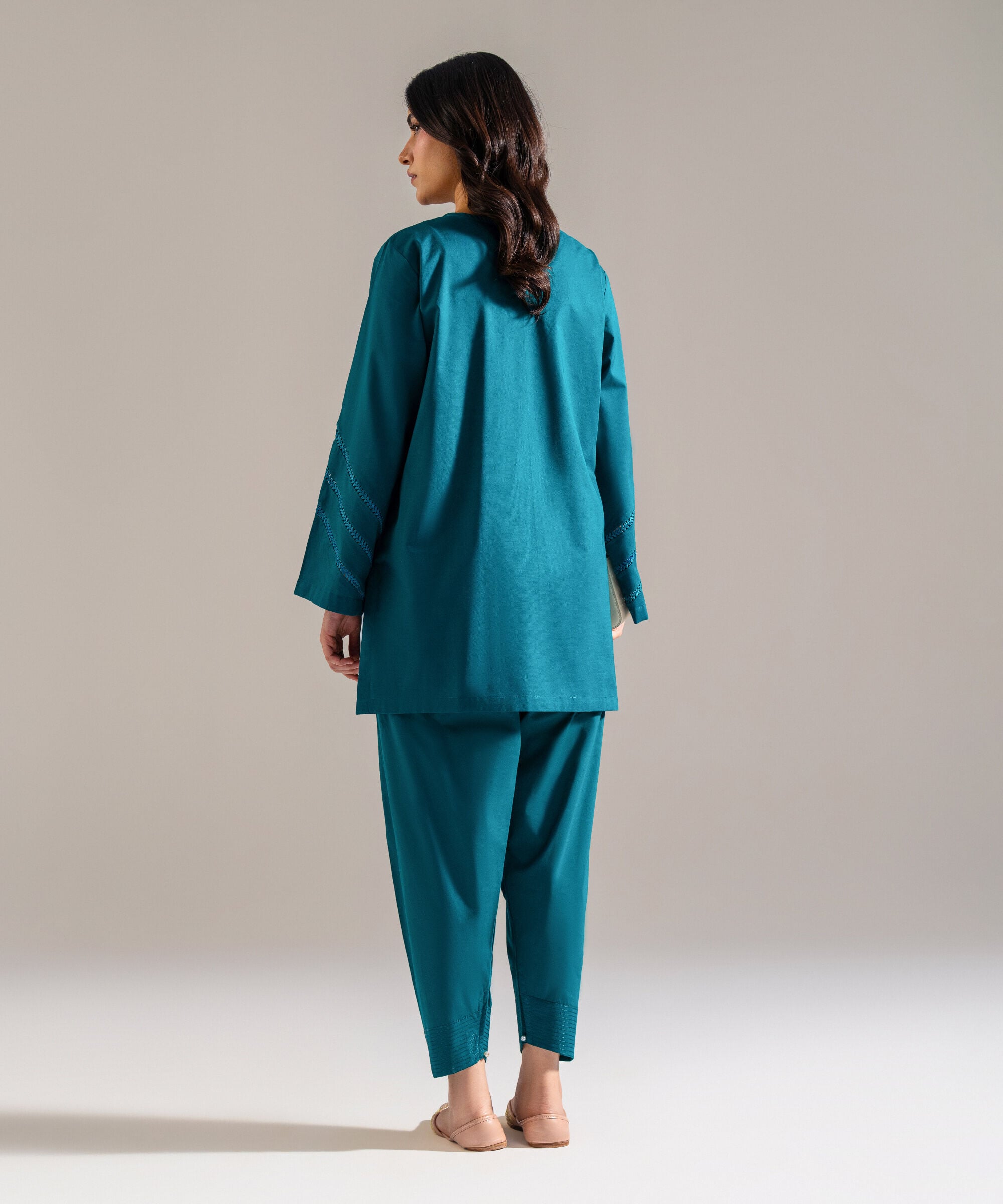2 Piece - Embroidered Lawn Suit PRW26SSTV919