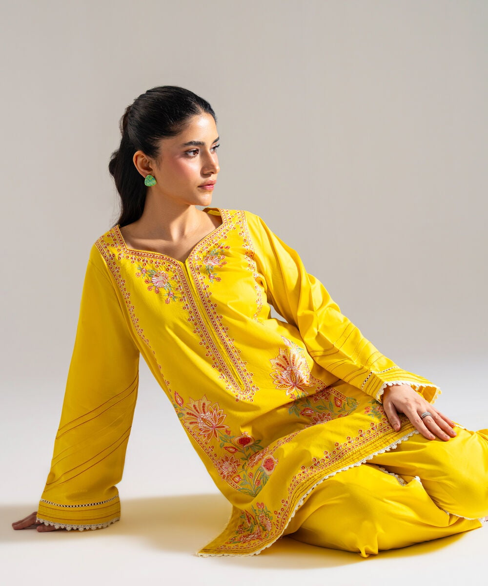 2 Piece - Embroidered Lawn Suit PRW26SSTV921