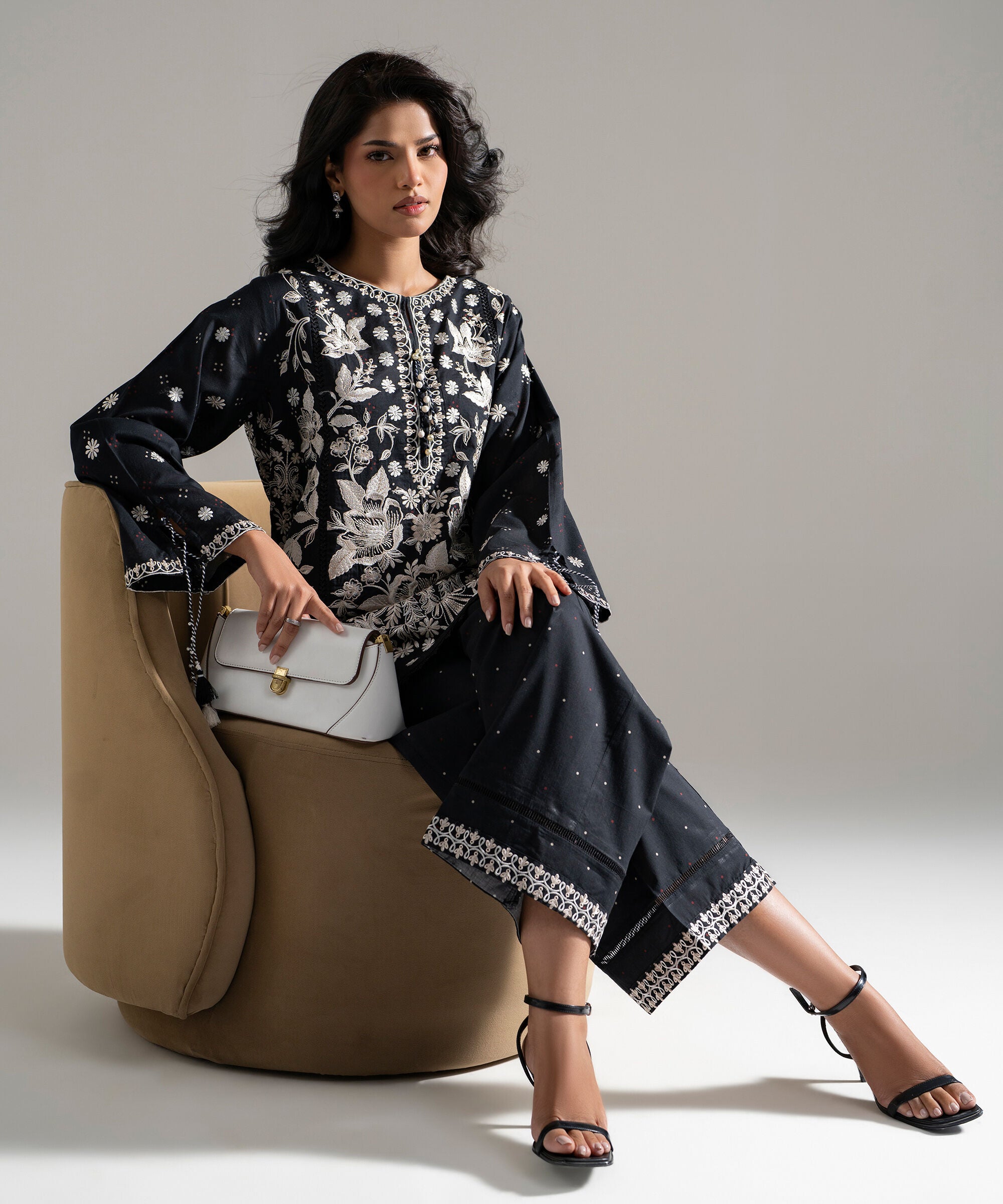 2 Piece - Embroidered Lawn Suit PRW26SSTV959