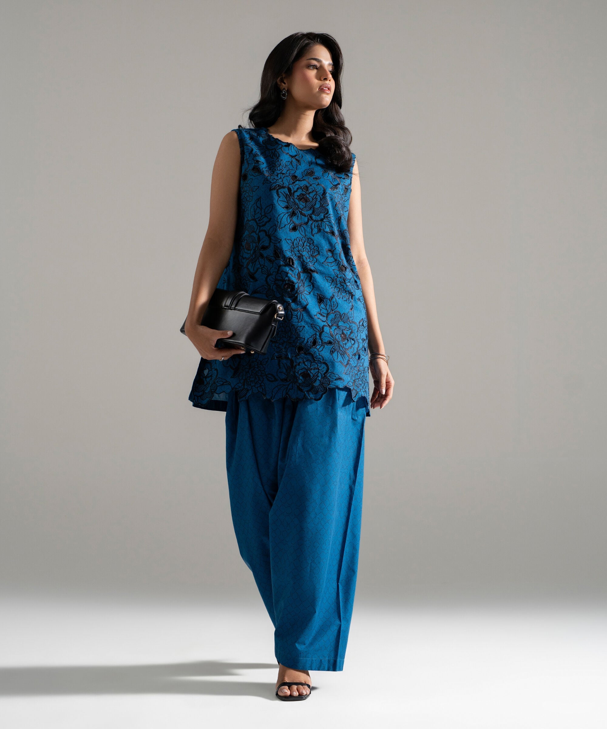 2 Piece - Embroidered Lawn Suit PRW26SSTV961