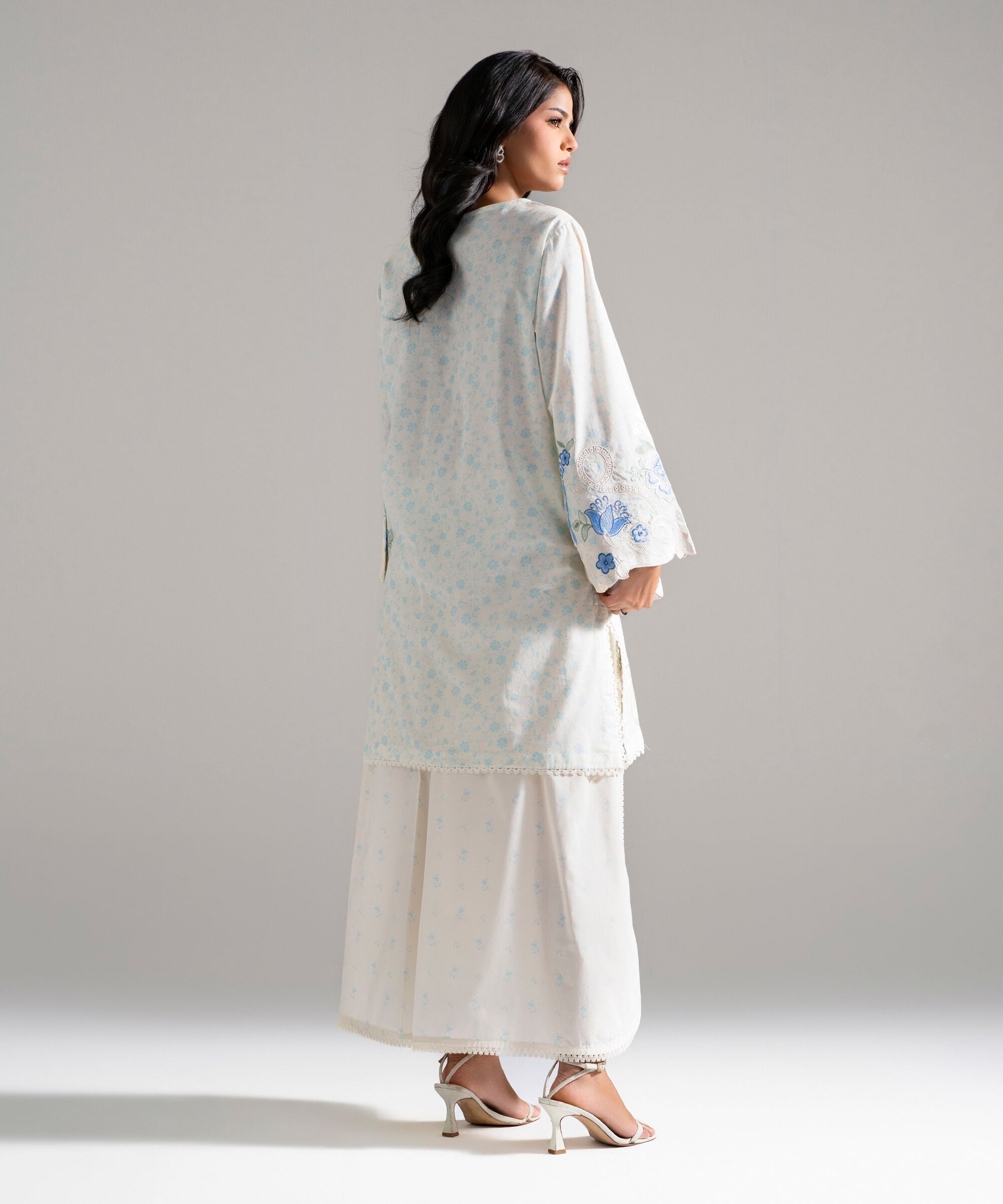 2 Piece - Embroidered Lawn Suit PRW26SSTV962