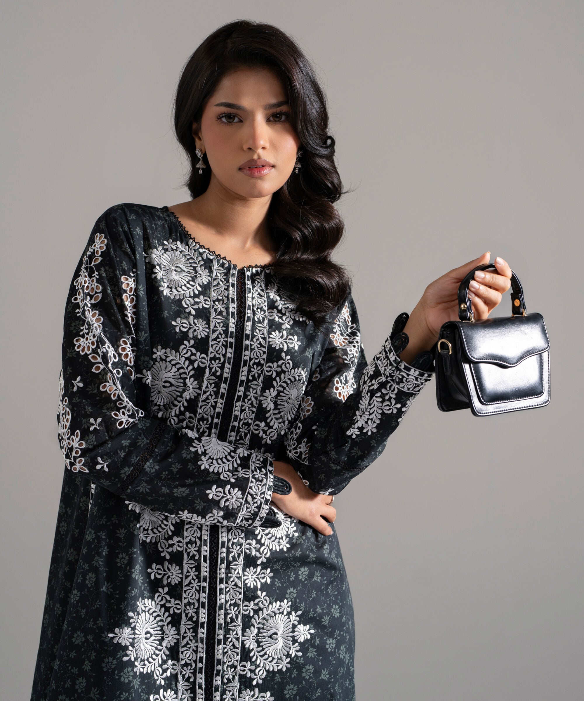 2 Piece - Embroidered Lawn Suit PRW26SSTV964