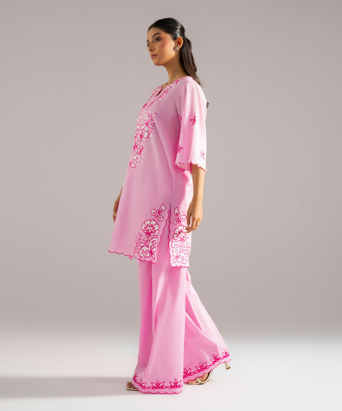 2 Piece - Embroidered Lawn Suit PRW26STV1018