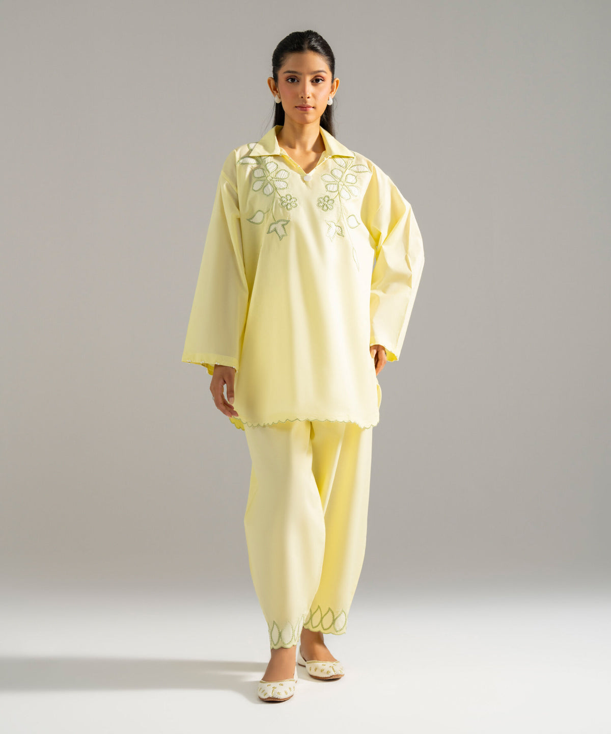 2 Piece - Embroidered Lawn Suit PRW26STV1023