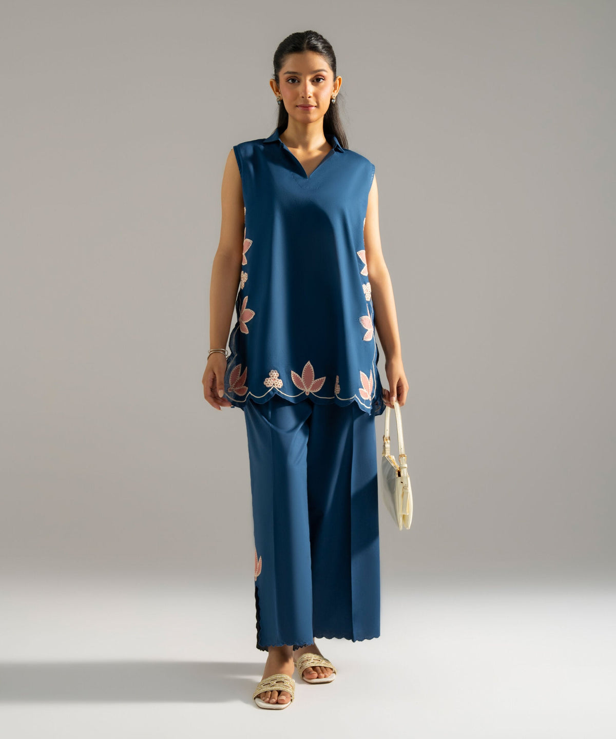 2 Piece - Embroidered Lawn Suit PRW26STV1024