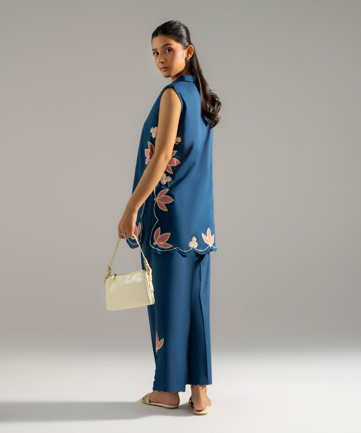 2 Piece - Embroidered Lawn Suit PRW26STV1024