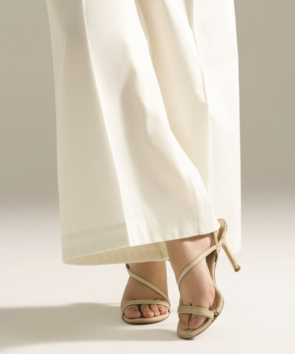Solid Dobby Flared Pants