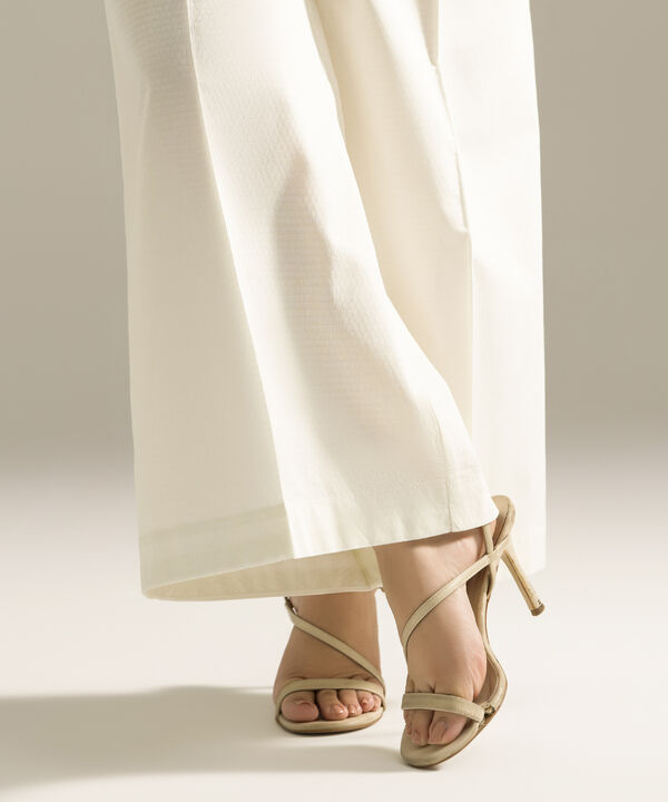 Solid Dobby Flared Pants