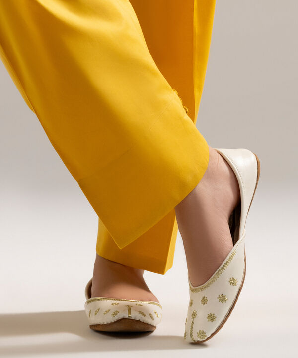 Solid Cambric Skinny Shalwar