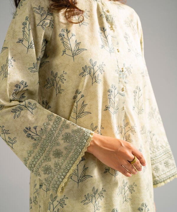 2 Piece - Embroidered Jacquard Suit