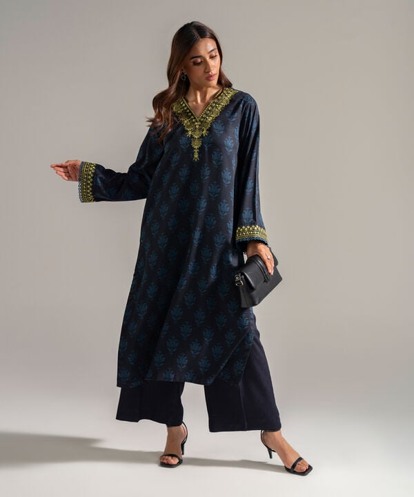 2 Piece - Embroidered Jacquard Suit