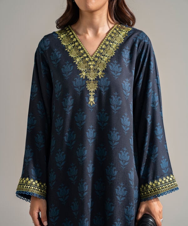 2 Piece - Embroidered Jacquard Suit