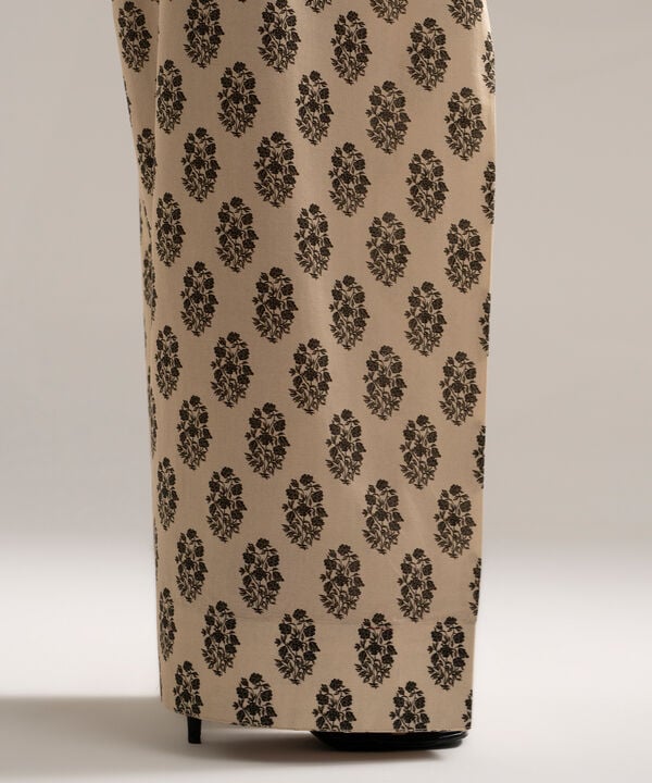 Printed Cambric Farshi Shalwar